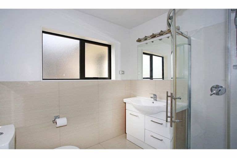 Photo of property in 12 Kokako Rise, Papakura, 2110