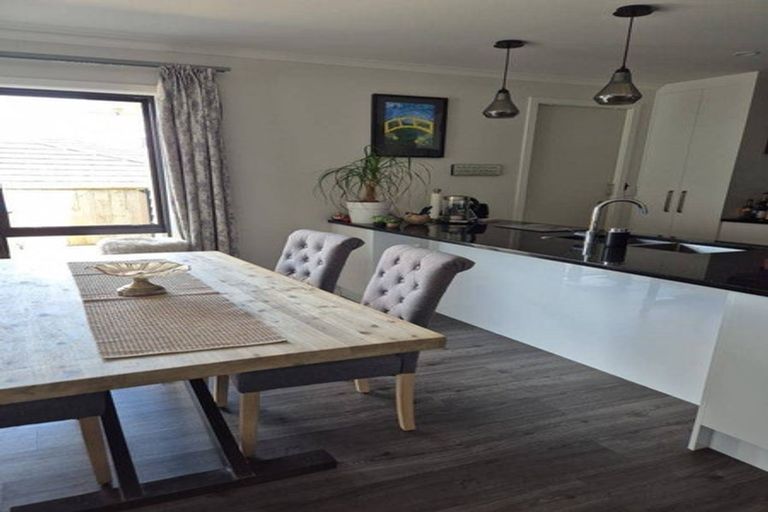 Photo of property in 138b John Burke Drive, Aotea, Porirua, 5024