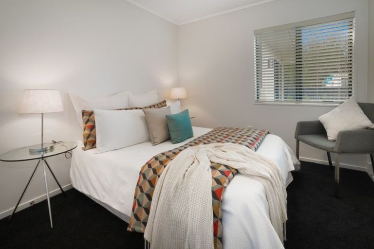 Photo of property in 2/3 Mcintyre Road, Mangere Bridge, Auckland, 2022