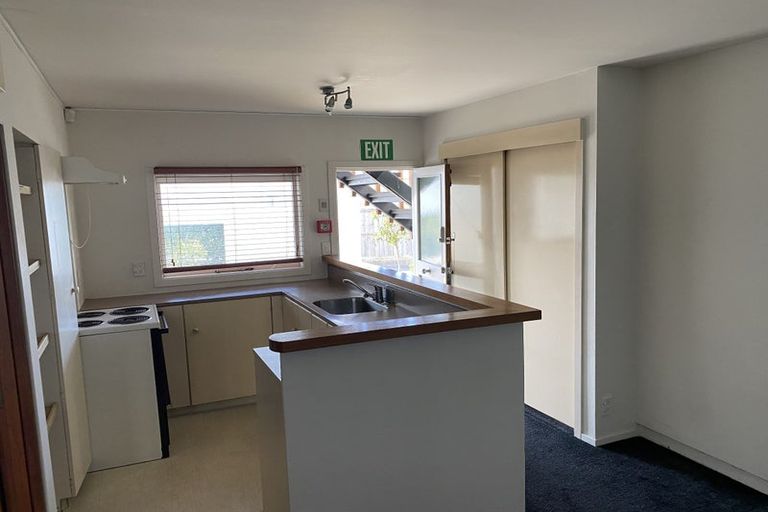 Photo of property in 1/136 Holly Road, St Albans, Christchurch, 8014