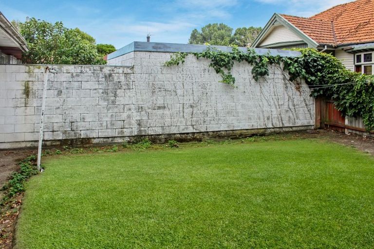 Photo of property in 170 Waimairi Road, Ilam, Christchurch, 8041