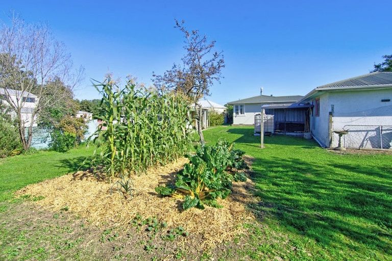 Photo of property in 15 Johnstone Street, Masterton, 5810