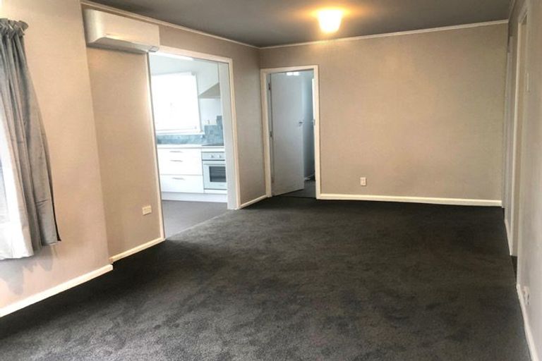 Photo of property in 46 Pekanga Road, Normandale, Lower Hutt, 5010