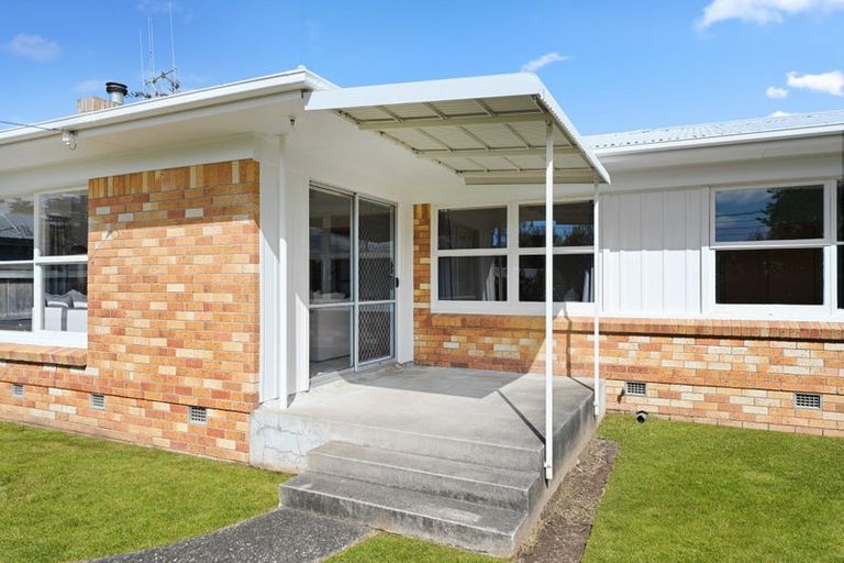 Photo of property in 19 Tudor Crescent, Chedworth, Hamilton, 3210