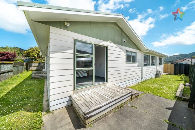 Photo of property in 5a Kilkenny Grove, Wainuiomata, Lower Hutt, 5014
