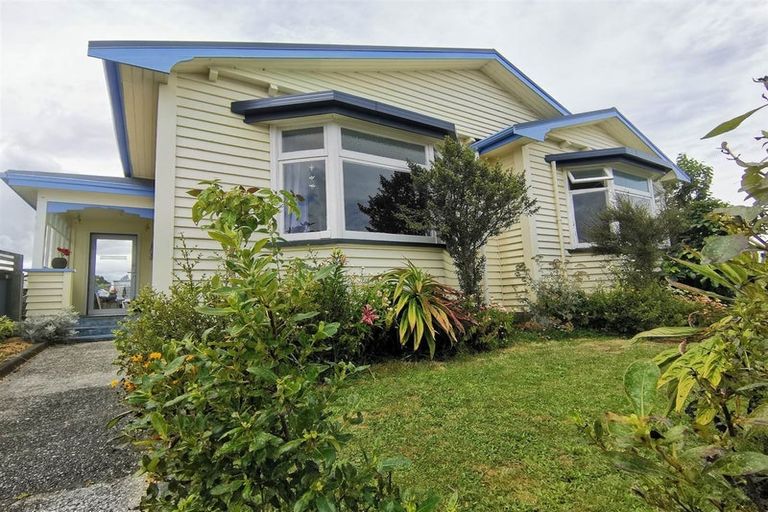 Photo of property in 70 Sale Street, Hokitika, 7810