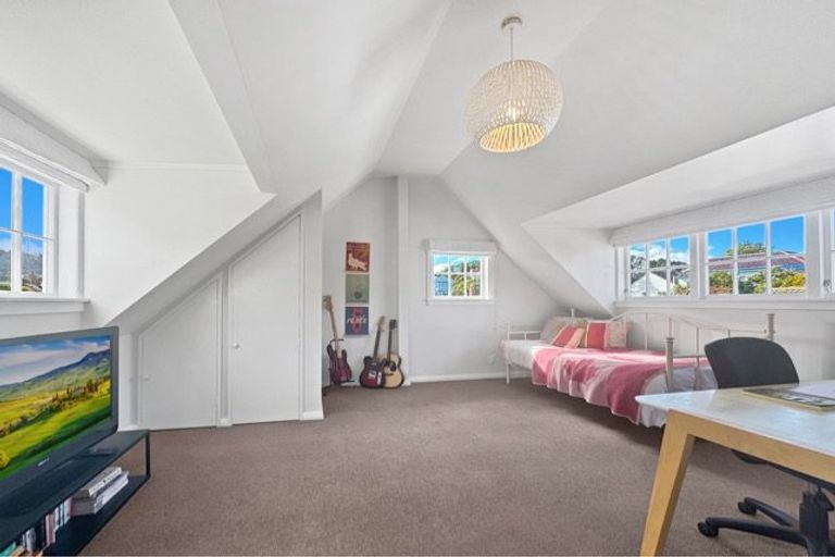 Photo of property in 12 Ravi Street, Khandallah, Wellington, 6035