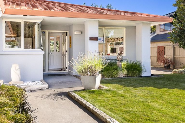 Photo of property in 44 He Awa Crescent, Waikanae, 5036