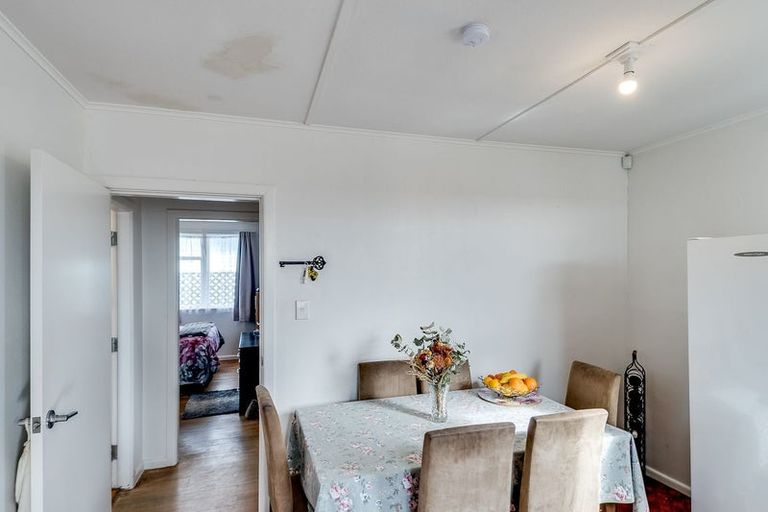 Photo of property in 71 Seddon Crescent, Marewa, Napier, 4110