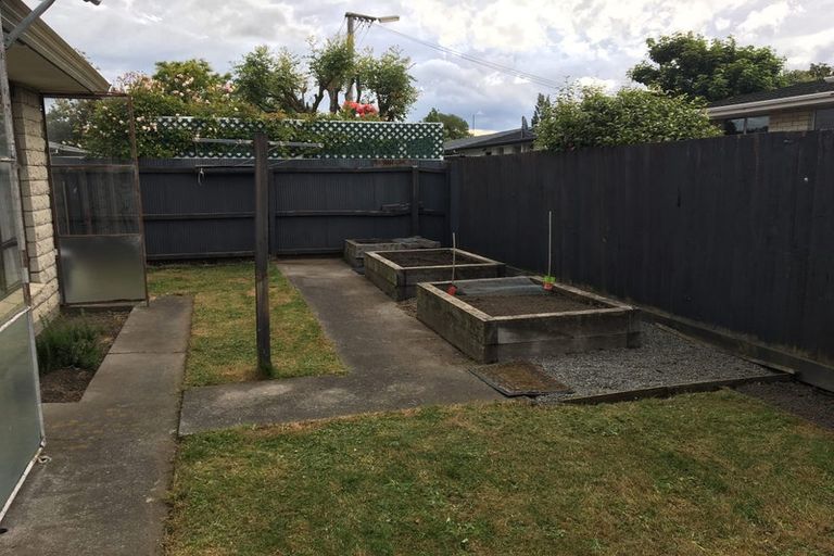 Photo of property in 2/99a Saint Martins Road, Saint Martins, Christchurch, 8022