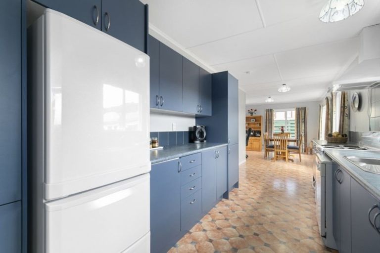 Photo of property in 3 Kent Street, Wainuiomata, Lower Hutt, 5014