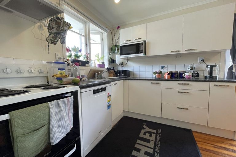 Photo of property in 118a Wellington Street, Howick, Auckland, 2014