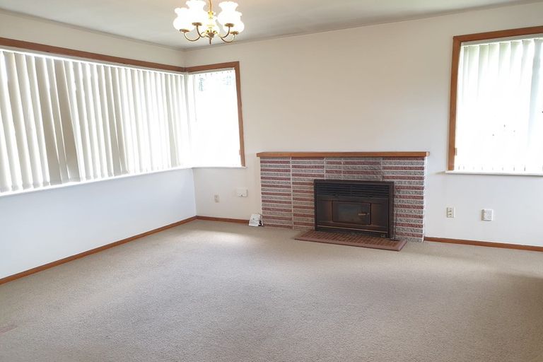 Photo of property in 10 Lyttelton Avenue, Forrest Hill, Auckland, 0620