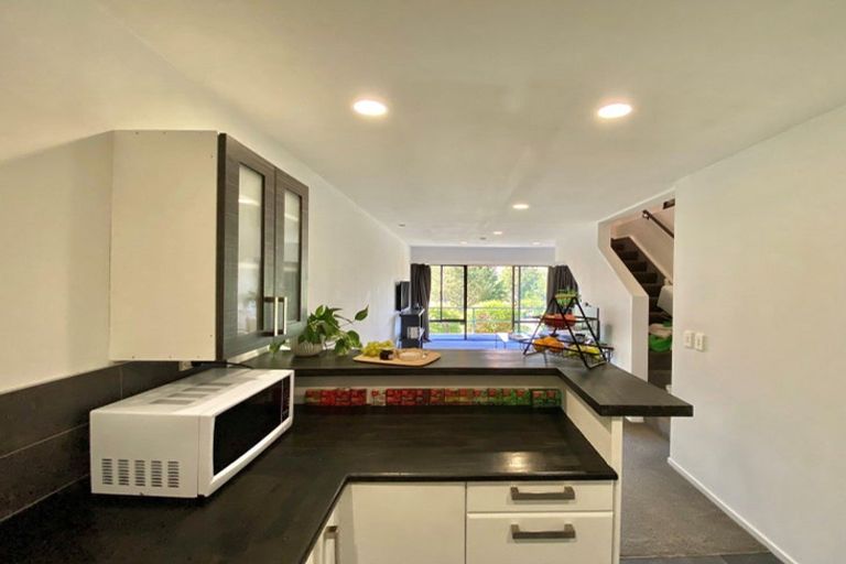 Photo of property in Goldridge Apartments, 19/43 Goldridge Way, Queenstown, 9300