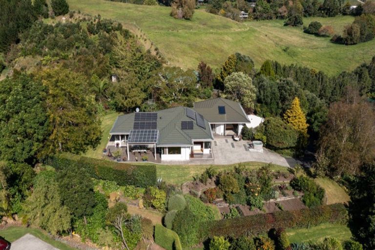 Photo of property in 16r Gunbar Drive, Welcome Bay, Tauranga, 3175