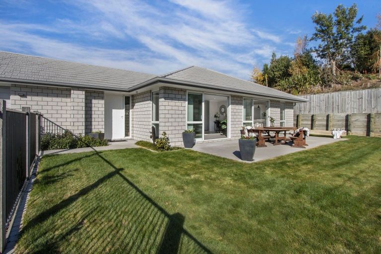 Photo of property in 23 Kahawai Place, Omokoroa, 3114