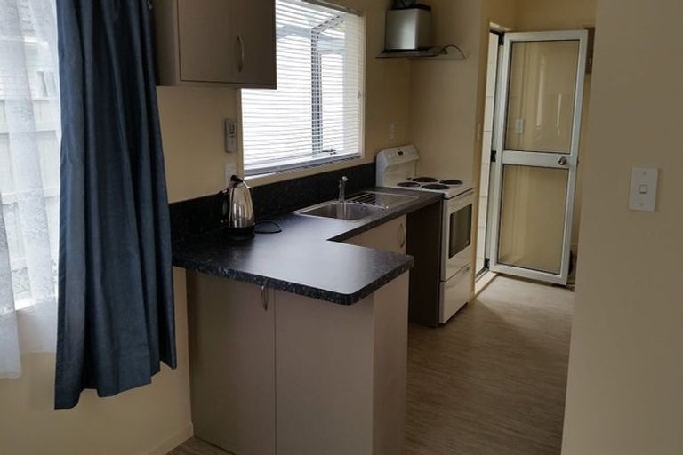 Photo of property in 2 Guiness Street, Avalon, Lower Hutt, 5011