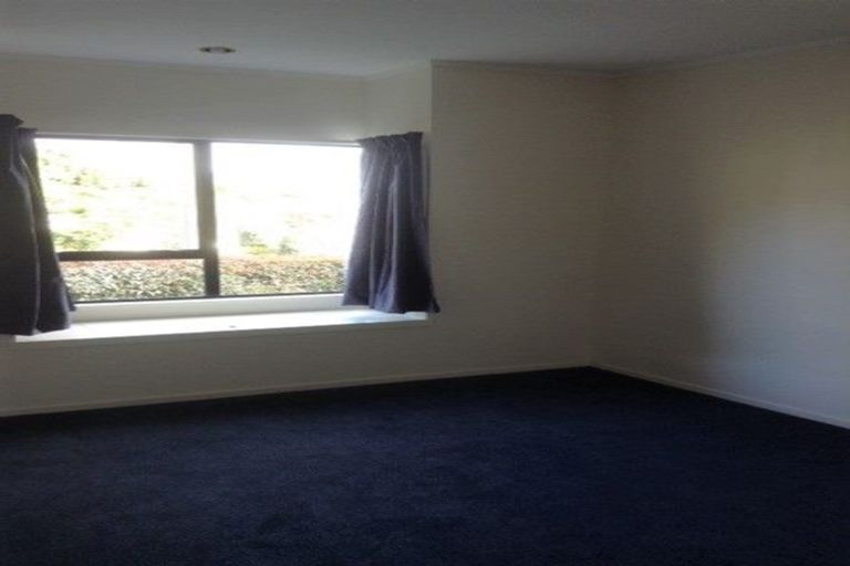 Photo of property in 1 Kotare Street, Waikanae, 5036