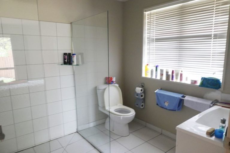 Photo of property in 54 Cobden Street, Westport, 7825