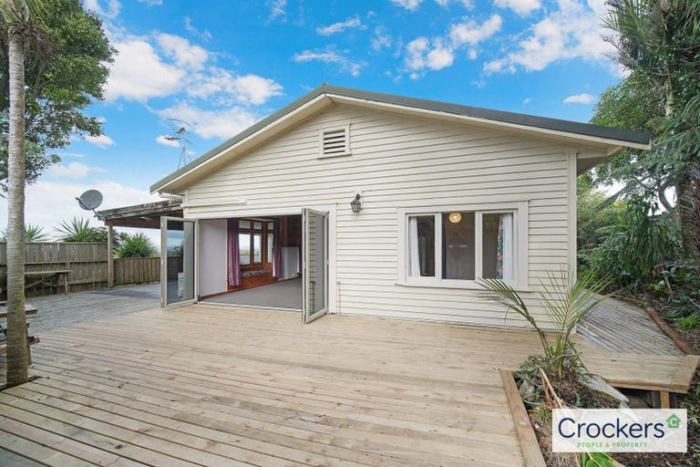 Photo of property in 29 Sunset Road, Totara Vale, Auckland, 0632