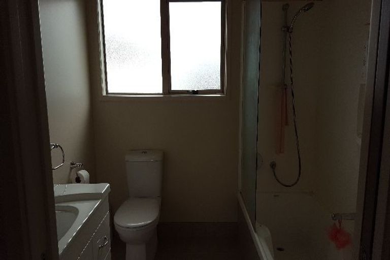 Photo of property in 24d Schnapper Rock Road, Schnapper Rock, Auckland, 0632