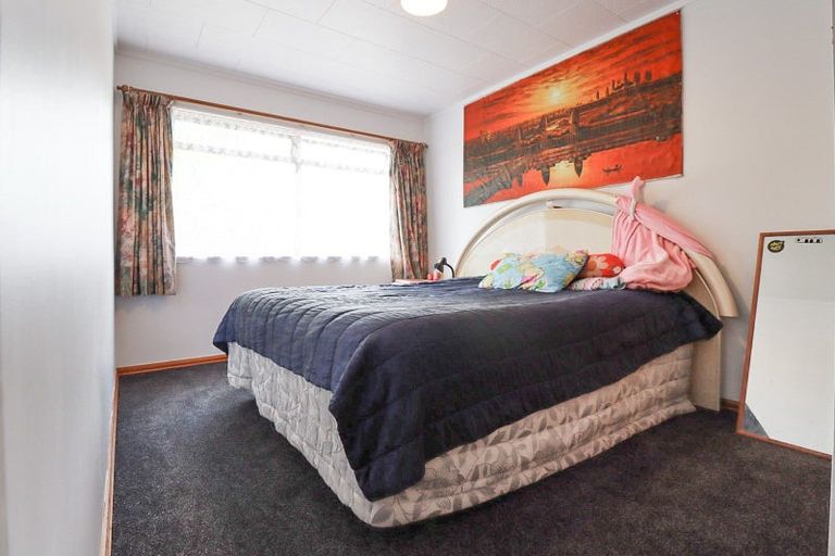 Photo of property in 15 Windsor Street, Dannevirke, 4930