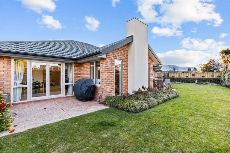 Photo of property in 18 Mistral Road, Northwood, Christchurch, 8051