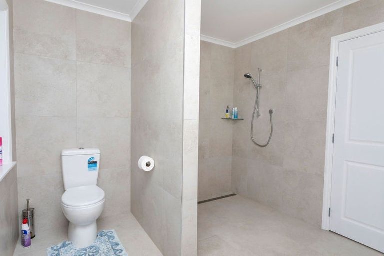 Photo of property in 63 Knight Road, Dannevirke, 4976