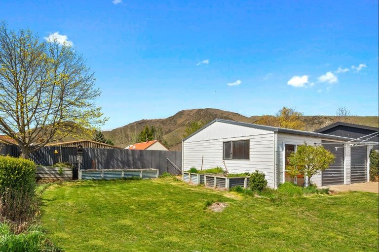 Photo of property in 14 Totara Peak Crescent, Omarama, 9412