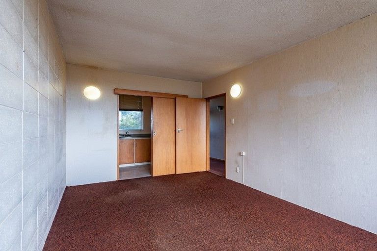 Photo of property in Beresford Apartments, 16/118u Russell Terrace, Berhampore, Wellington, 6023