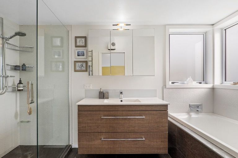 Photo of property in 60 Arnold Street, Sumner, Christchurch, 8081
