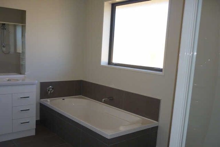 Photo of property in 29 Papawai Drive, Rangiora, 7400