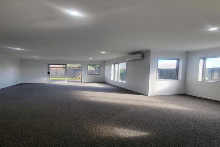 Photo of property in 59 Tarapiroe Avenue, Takanini, 2112