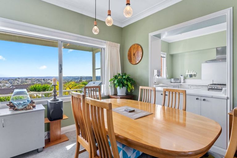 Photo of property in 88 Birkdale Road, Birkdale, Auckland, 0626