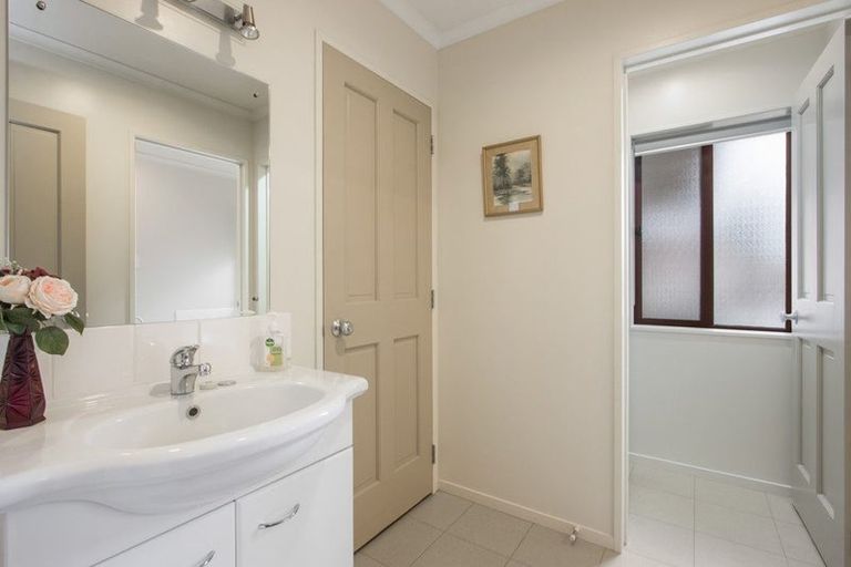 Photo of property in 38 Macmillan Street, Katikati, 3129