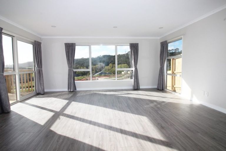 Photo of property in 78 Jeroboam Loop, Kumeu, 0810