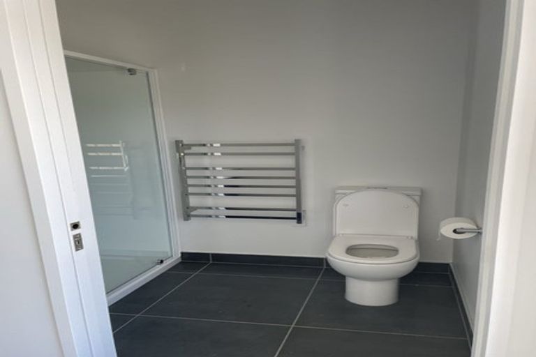 Photo of property in 10c Beauchamp Street, Karori, Wellington, 6012