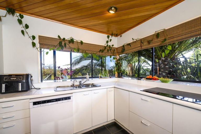 Photo of property in 11d Redwood Crescent, Hurdon, New Plymouth, 4310