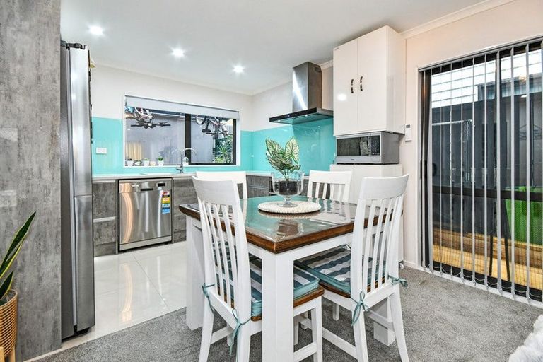 Photo of property in 3/15 Lipscombe Avenue, Papatoetoe, Auckland, 2025