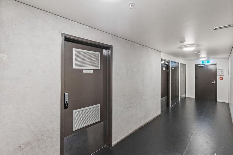 Photo of property in 203/160a Hobsonville Point Road, Hobsonville, Auckland, 0616