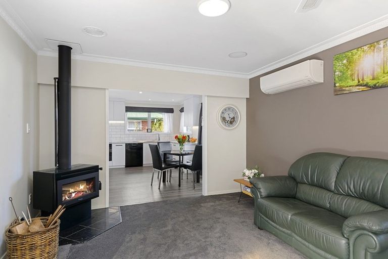 Photo of property in 8 Geddis Street, Rangiora, 7400