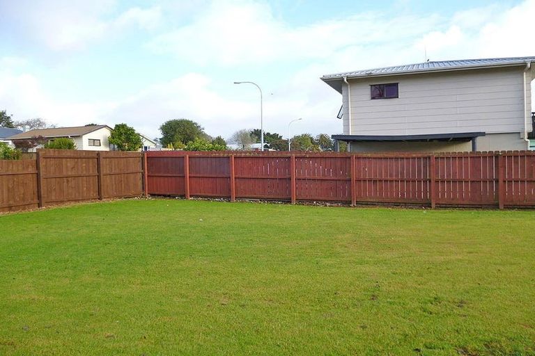 Photo of property in 17 Jellicoe Road, Manurewa, Auckland, 2102