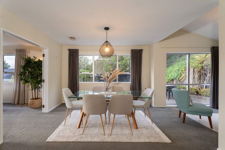 Photo of property in 3 Waterford Drive, Churton Park, Wellington, 6037