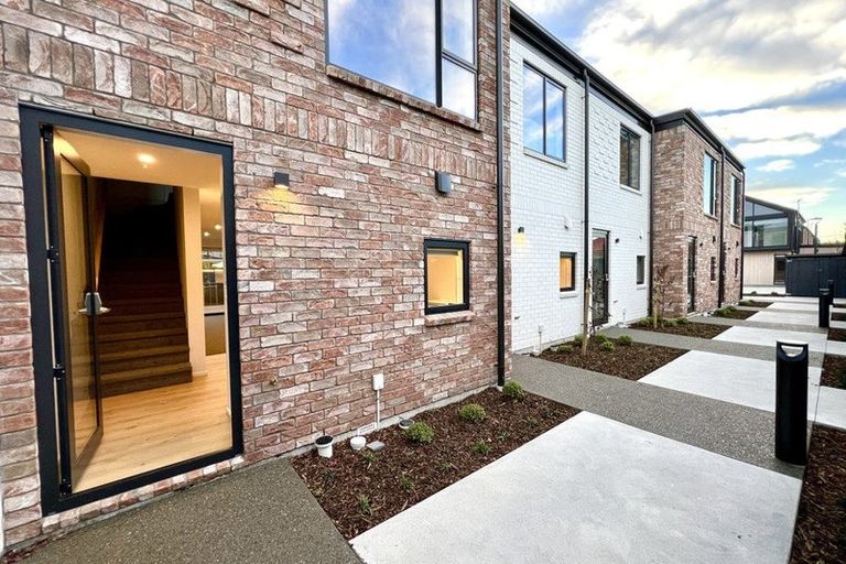 Photo of property in 6/60 Derby Street, St Albans, Christchurch, 8014