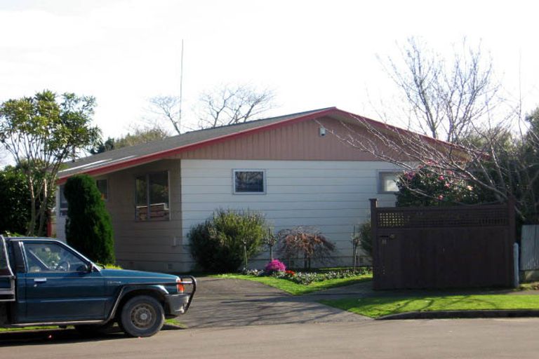 Photo of property in 8 Panako Place, Awapuni, Palmerston North, 4412