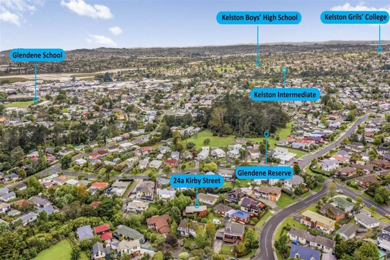 Photo of property in 24 Kirby Street, Glendene, Auckland, 0602