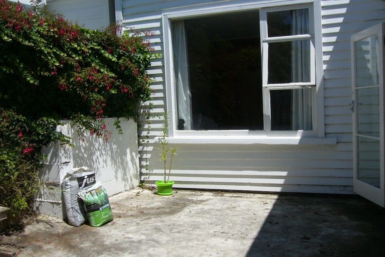 Photo of property in 49 Mckinley Crescent, Brooklyn, Wellington, 6021
