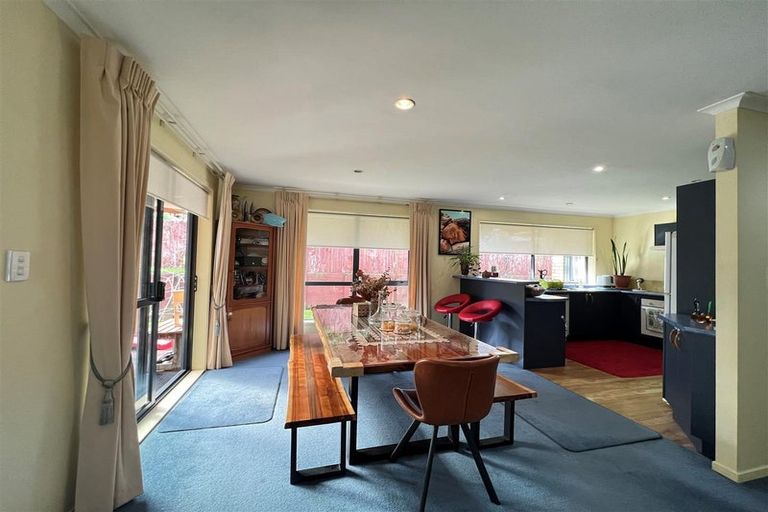 Photo of property in 5 Senator Drive, Manurewa, Auckland, 2105