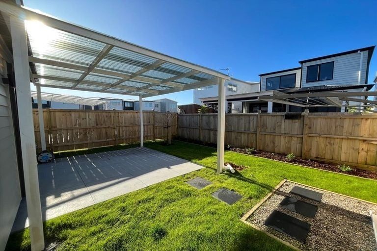 Photo of property in 33 Exmoor Road, Karaka, Papakura, 2113