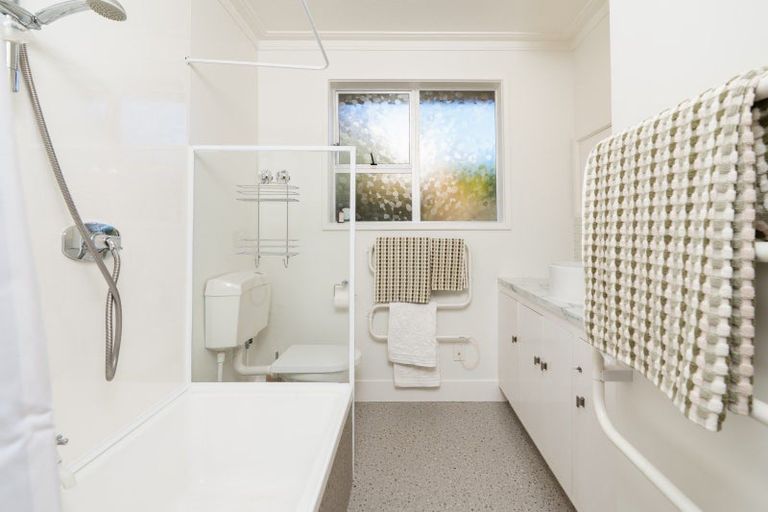 Photo of property in 43 Pioneer Crescent, Helensburgh, Dunedin, 9010